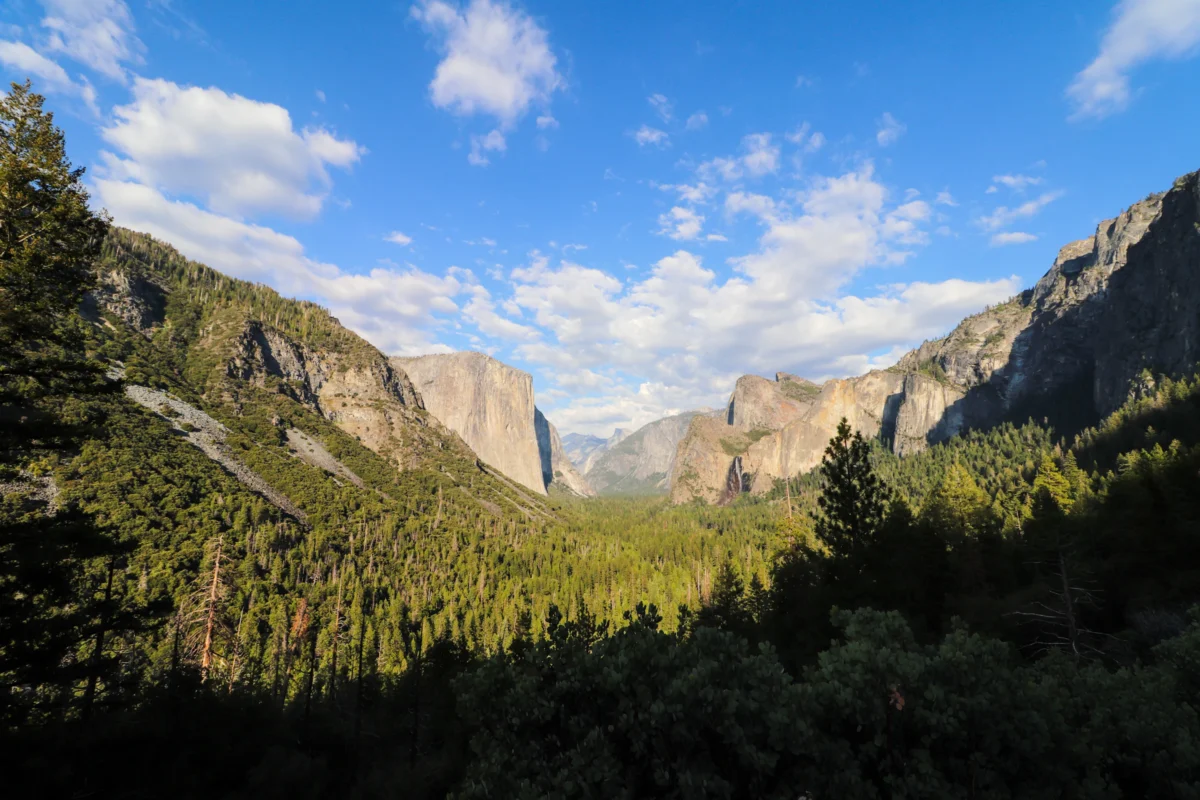 Scenic landscape of Yosemite Grand Traverse in USA