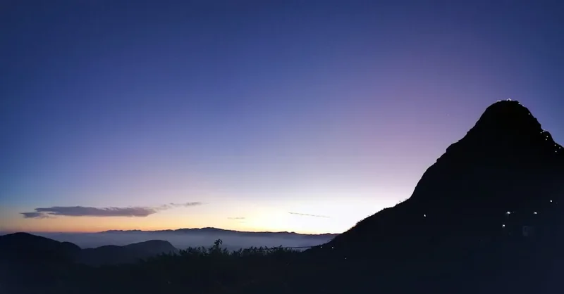 Mountain and nature scenery on the Adams Peak