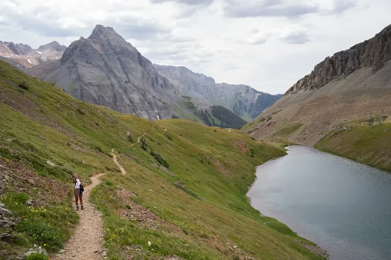 Hiking trail path on the Cathedral Lakes Trail