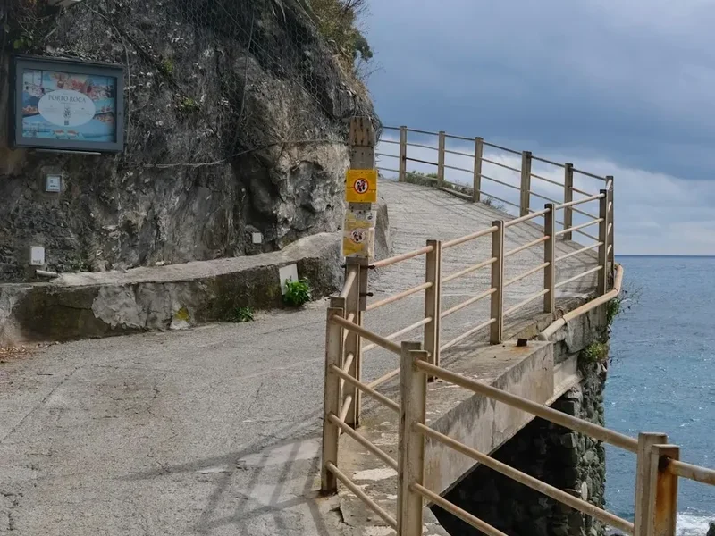 Hiking trail path on the Cinque Terre Blue Trail