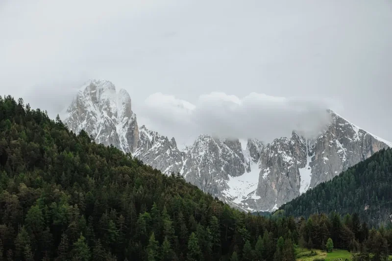 Mountain and nature scenery on the Corno Alle Scale