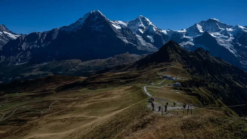 Hiking trail path on the Eiger Trail