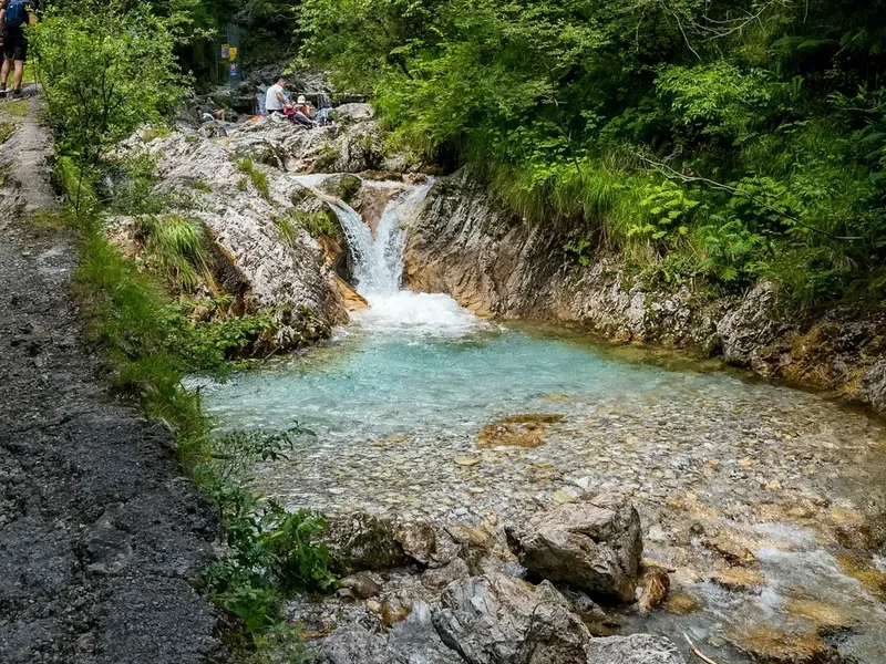 Hiking trail path on the Lago Di Braies Circuit