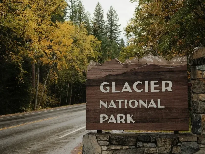 Mountain and nature scenery on the Matanuska Glacier Trek