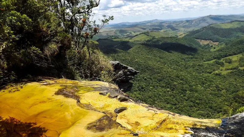 Mountain and nature scenery on the Morro Do Chapeu Trail