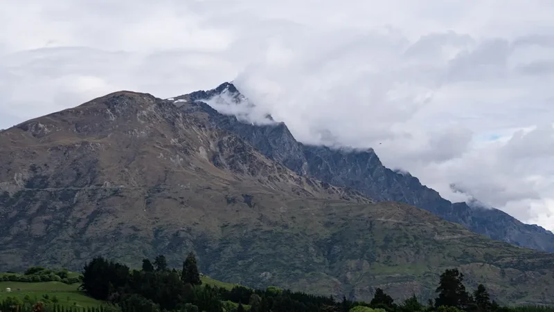 Mountain and nature scenery on the Mount Arthur Summit