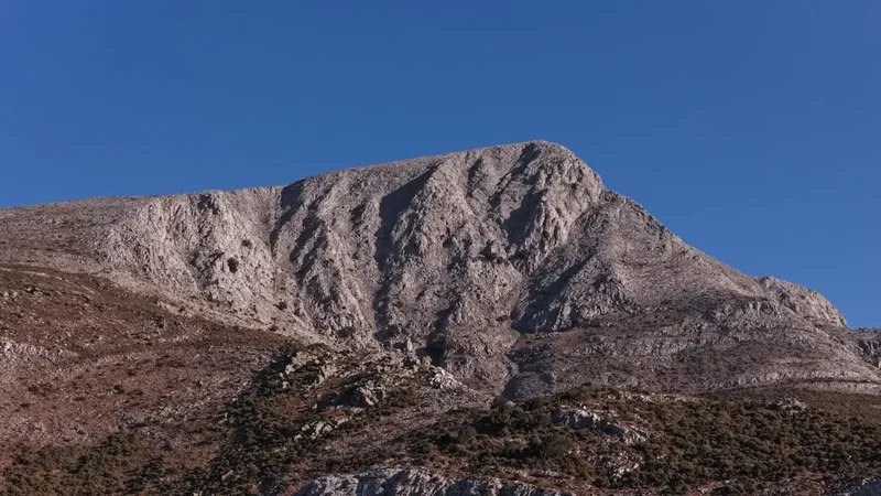 Mountain and nature scenery on the Mount Olympus Via Prionia