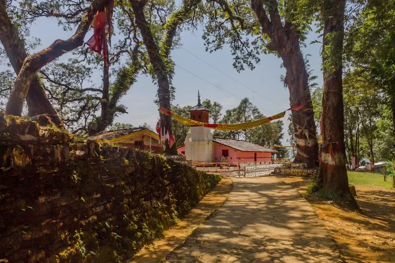 Forest and landscape view on the Pathivara Temple Hike