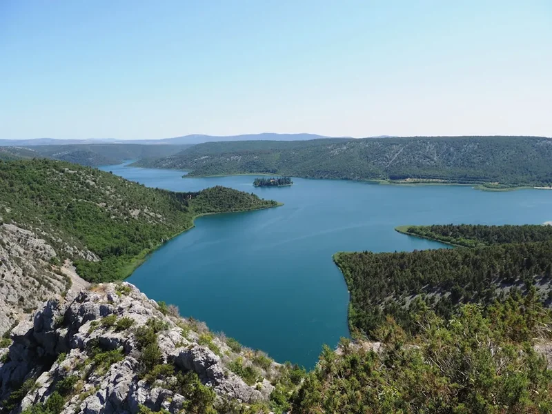 Mountain and nature scenery on the Plitvice Lakes Trail