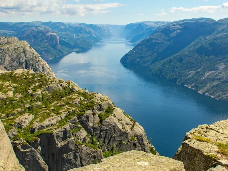 Mountain and nature scenery on the Pulpit Rock Trail
