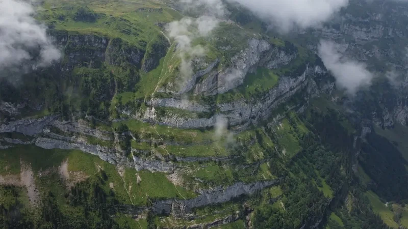 Mountain and nature scenery on the Rigi Panorama Trail