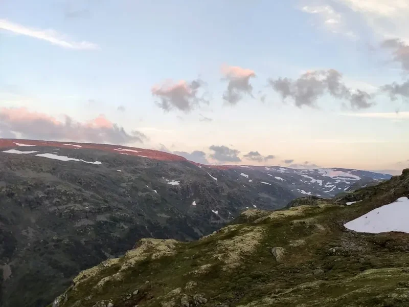 Mountain and nature scenery on the Romsdalseggen Ridge