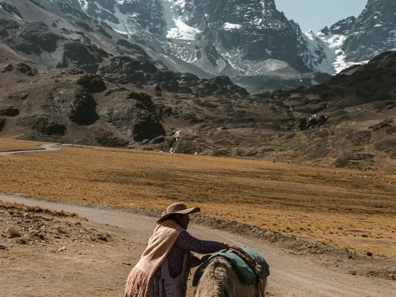 Salar de Uyuni Traverse - Visual 1