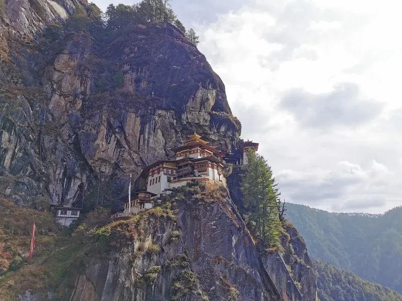 Mountain and nature scenery on the Tiger Nest Monastery Trek